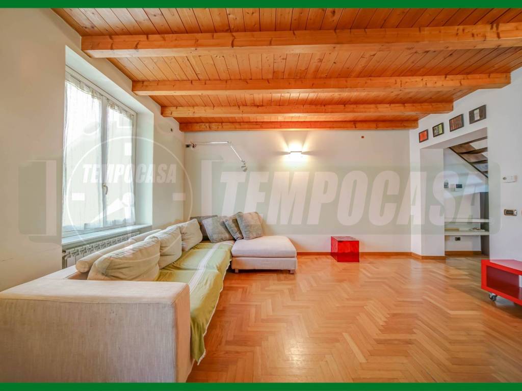 appartamento in vendita a Gallarate