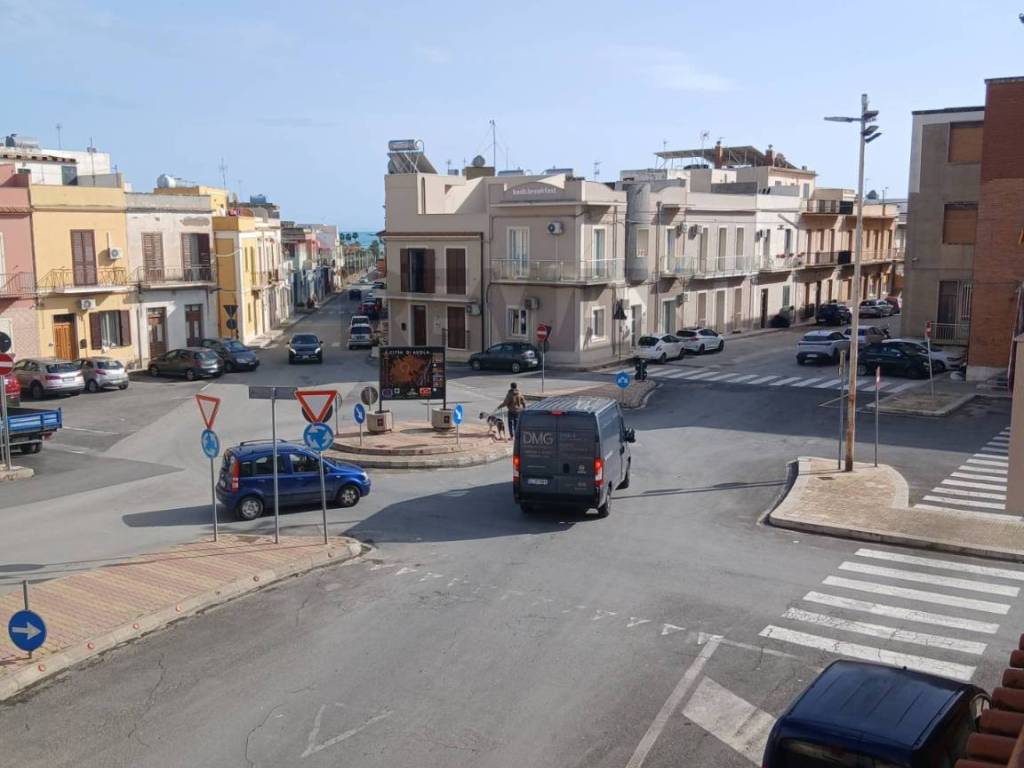 casa indipendente in vendita ad Avola