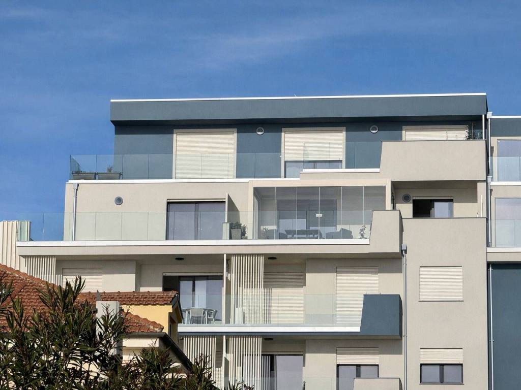 immagine annuncio 2 di 4