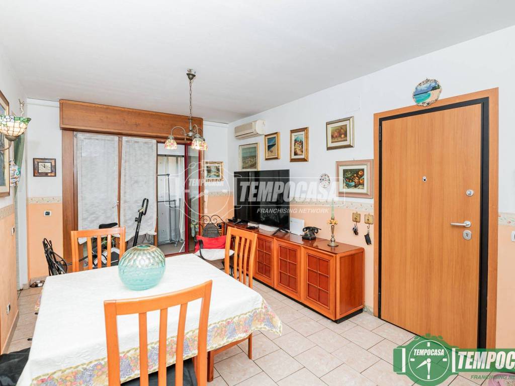 appartamento in vendita a Peschiera Borromeo in zona Bettola