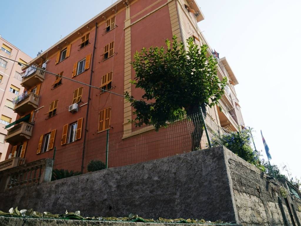 appartamento in vendita a Genova in zona Cornigliano