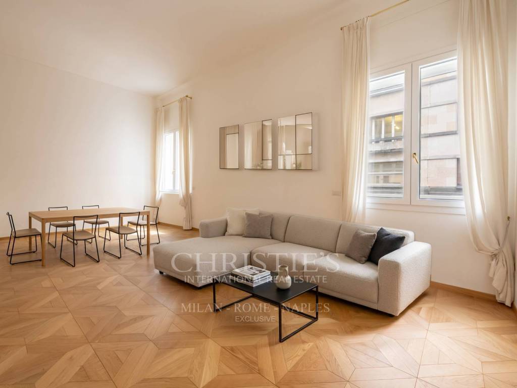 appartamento in vendita a Milano in zona Cadorna