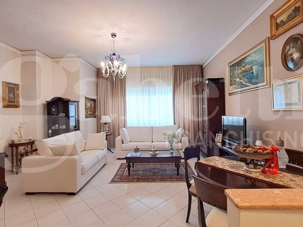 appartamento in vendita ad Aci Castello in zona Cannizzaro