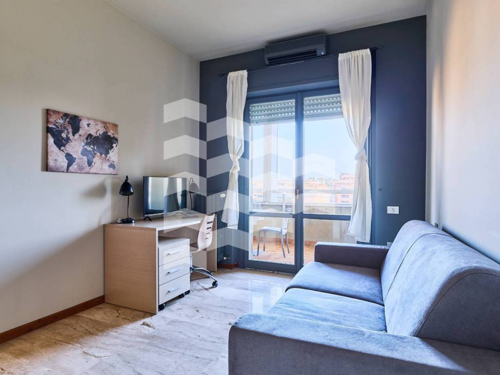 appartamento in vendita a Milano in zona Ronchetto delle Rane