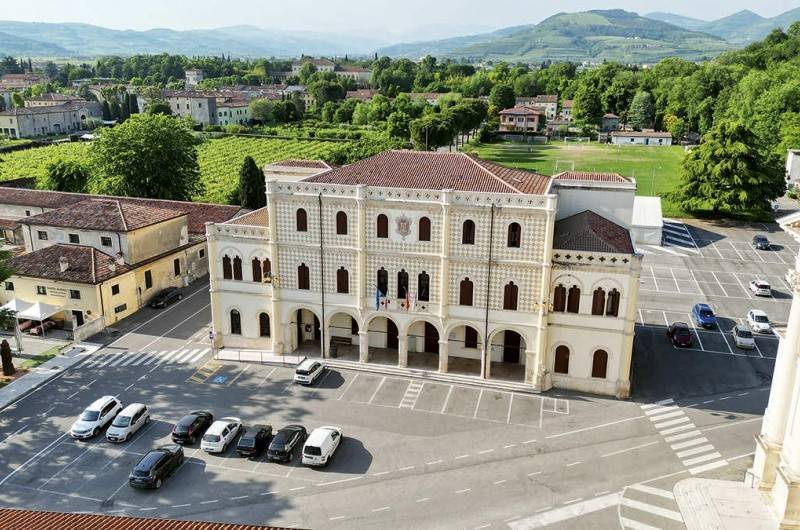 immagine annuncio 2 di 4