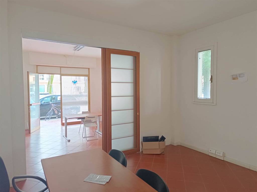 ufficio in affitto a Scarperia e San Piero