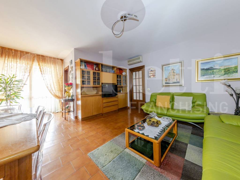 appartamento in vendita a Rozzano