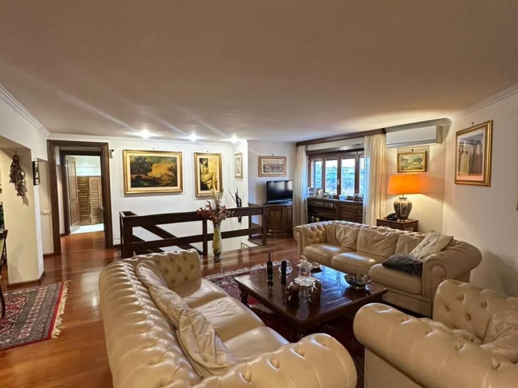 appartamento in vendita a Roma in zona Gianicolense