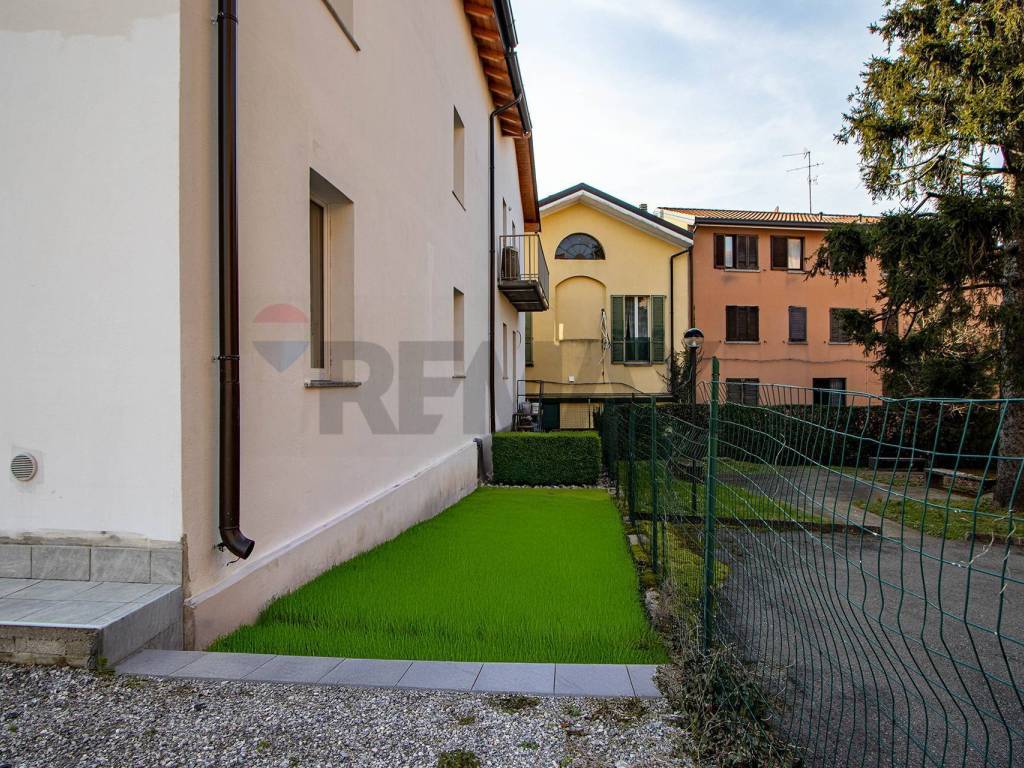 appartamento in vendita a Besana in Brianza