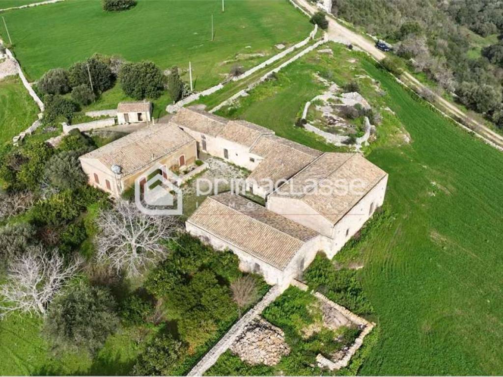 casale in vendita a Modica in zona Sacro Cuore