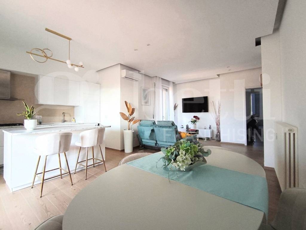 appartamento in vendita a Modena in zona San Lazzaro / Modena Est