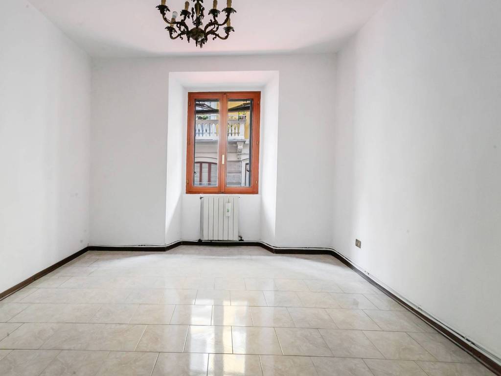 appartamento in vendita a Milano in zona Sant'Ambrogio