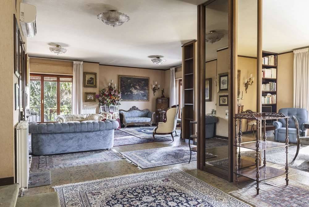 casa indipendente in vendita a Catania in zona Canalicchio