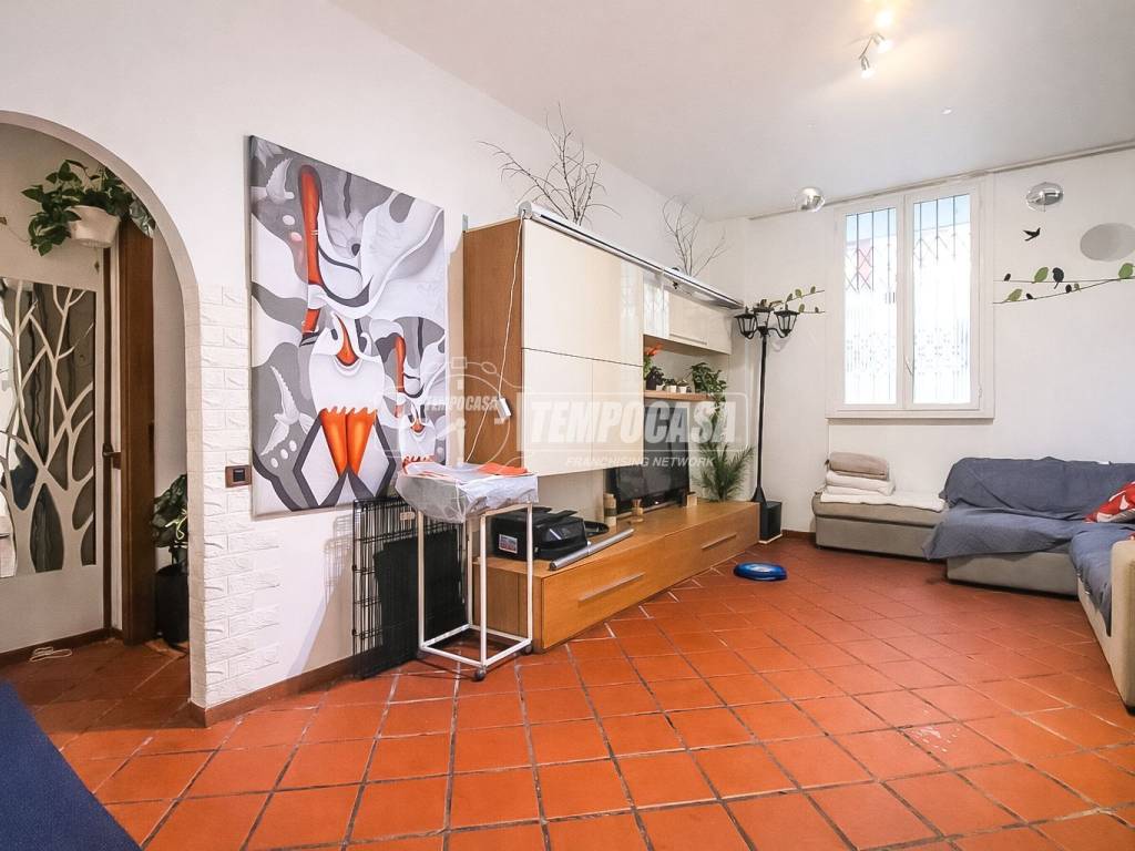 appartamento in vendita a Milano in zona Corvetto