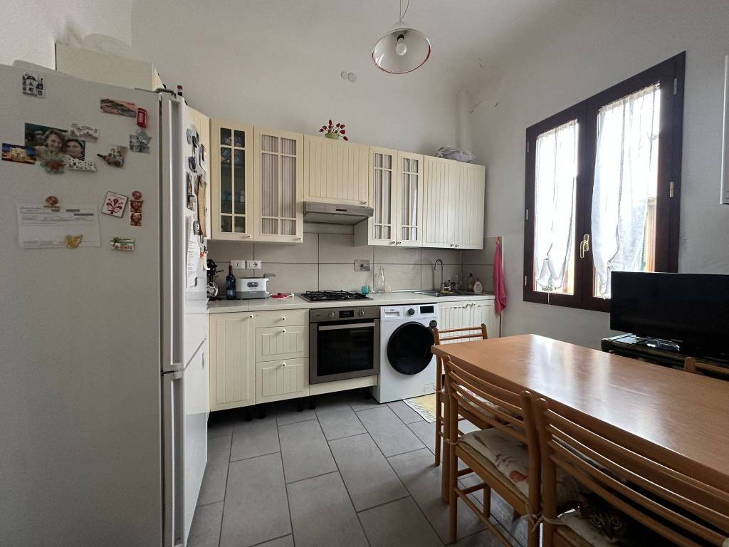 appartamento in vendita a Firenze in zona Coverciano