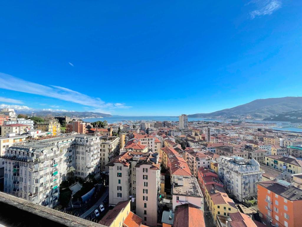 appartamento in vendita a La Spezia in zona Centro Storico