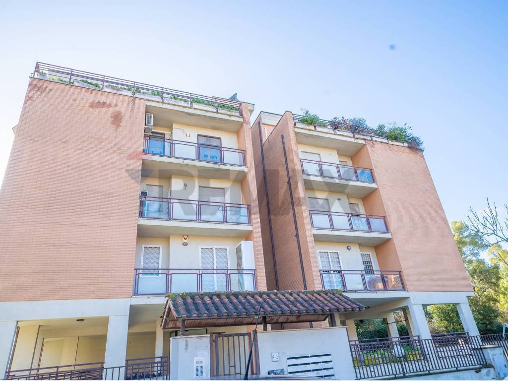 appartamento in vendita a Roma in zona Portuense