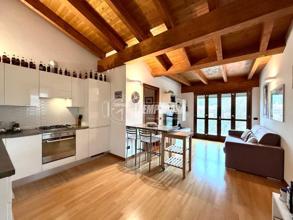 appartamento in vendita a Lesmo