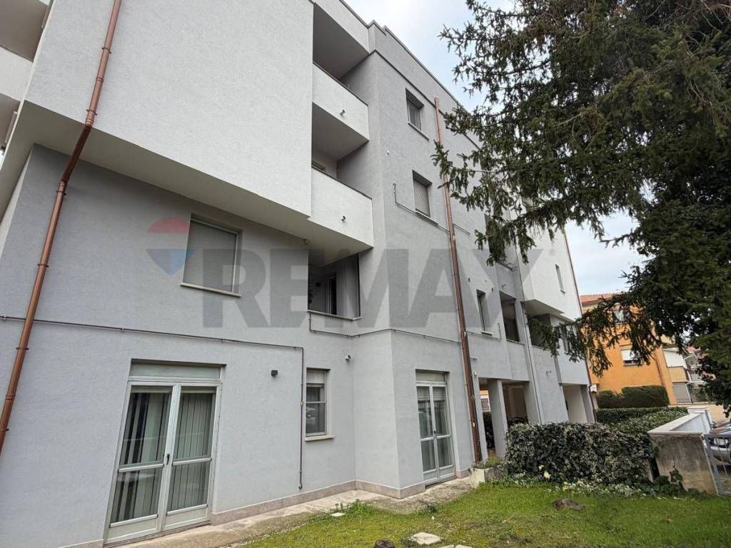 appartamento in vendita a Foligno in zona Borroni