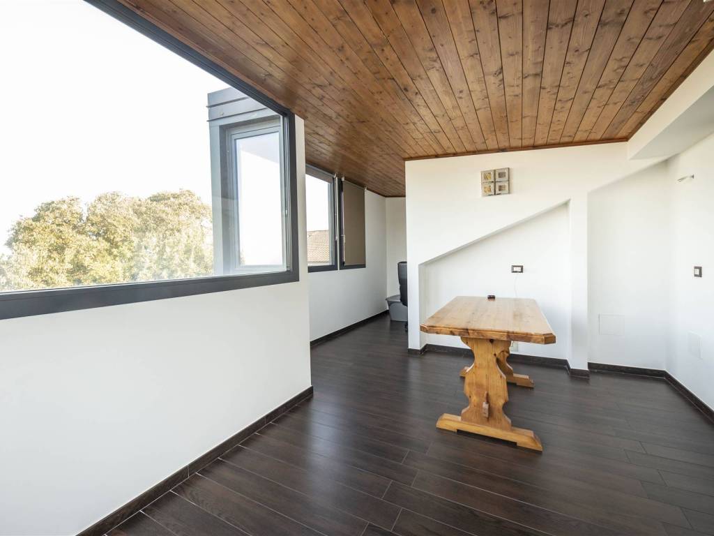 appartamento in vendita a Valverde(CT)