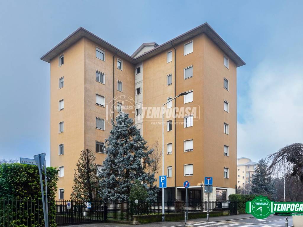 appartamento in vendita a Bergamo in zona Borgo Pignolo