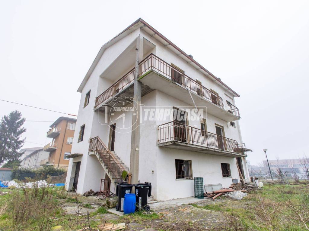 casa indipendente in vendita a Sant'Ilario d'Enza