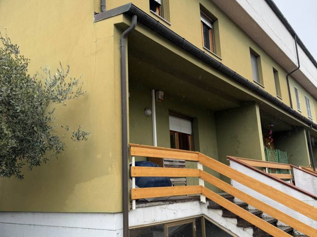 casa indipendente in vendita a Modena in zona San Lazzaro / Modena Est