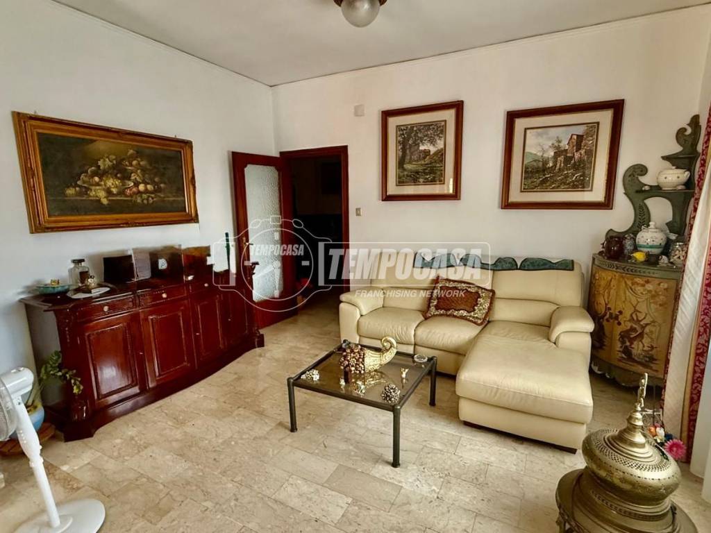 appartamento in vendita a Napoli in zona Fuorigrotta