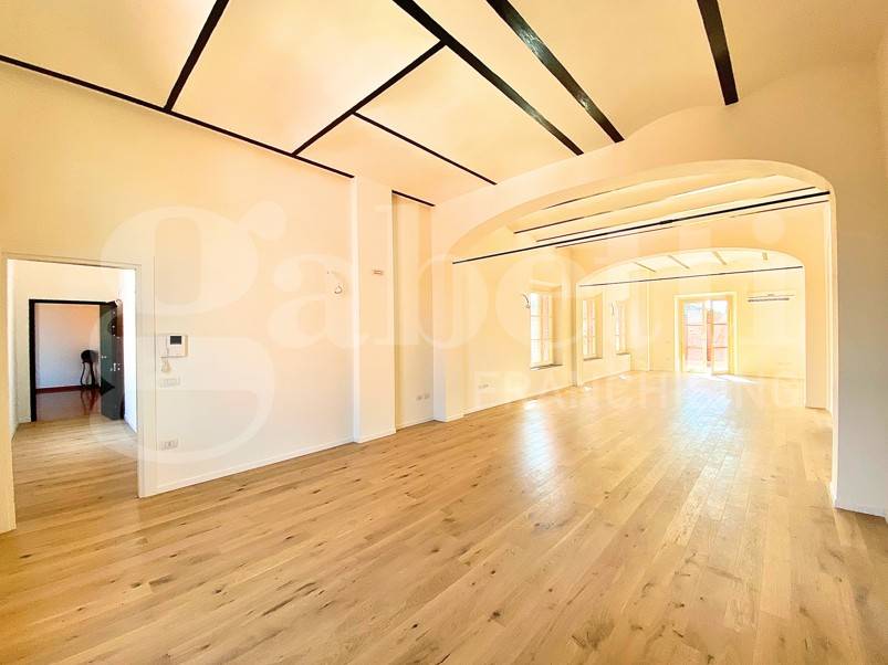 appartamento in vendita a Modena in zona Centro Storico