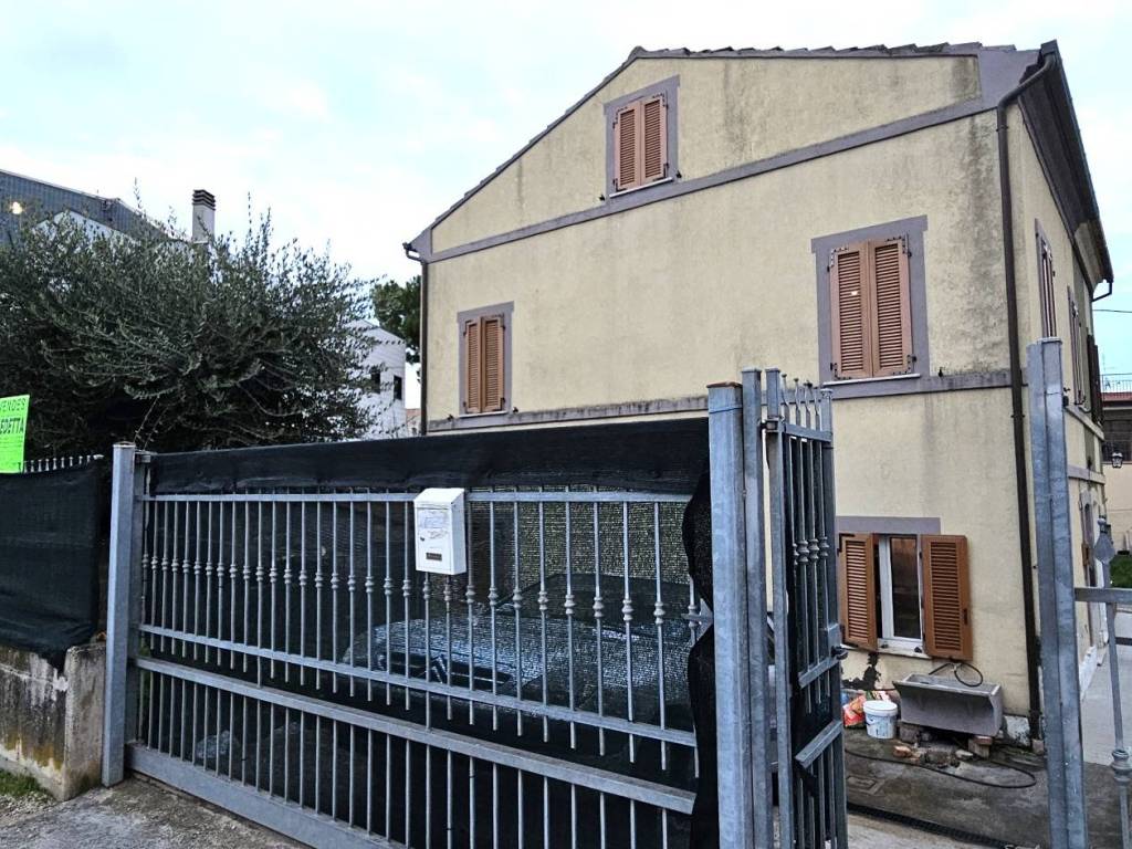 immagine annuncio 1 di 4