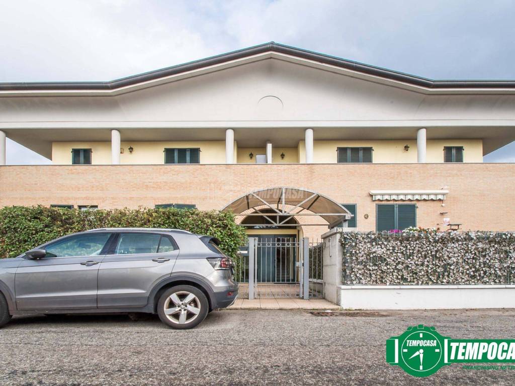 appartamento in vendita a Canegrate