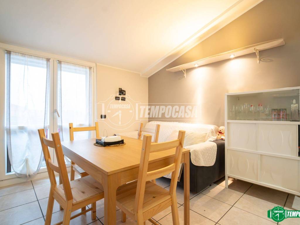appartamento in vendita a Nova Milanese