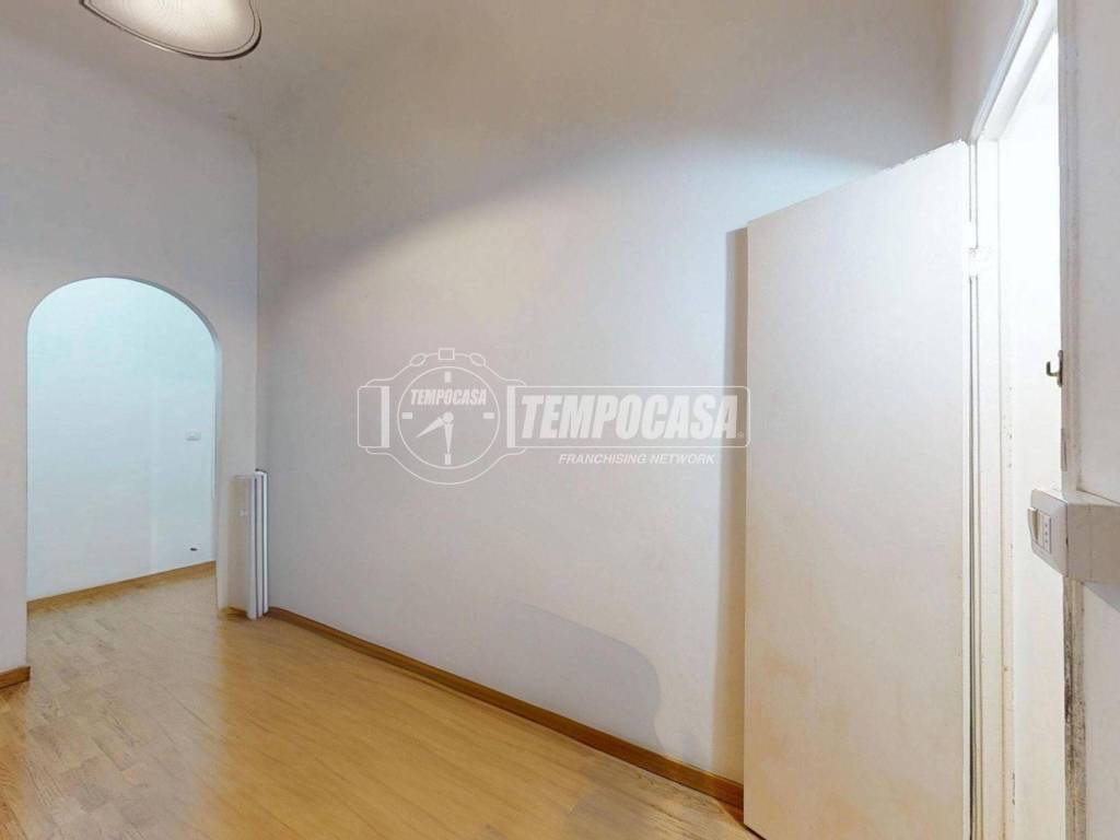 appartamento in vendita a Milano in zona Cagnola