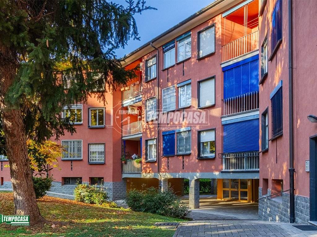 appartamento in vendita a Cinisello Balsamo in zona Campo dei Fiori