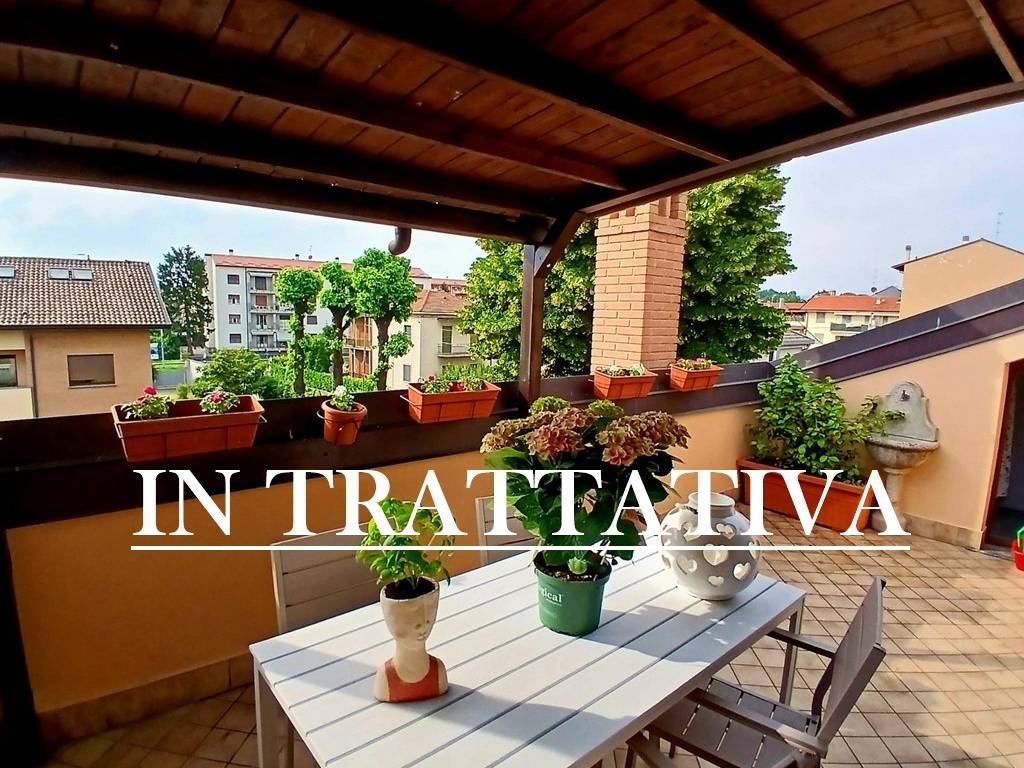 appartamento in vendita ad Arcore