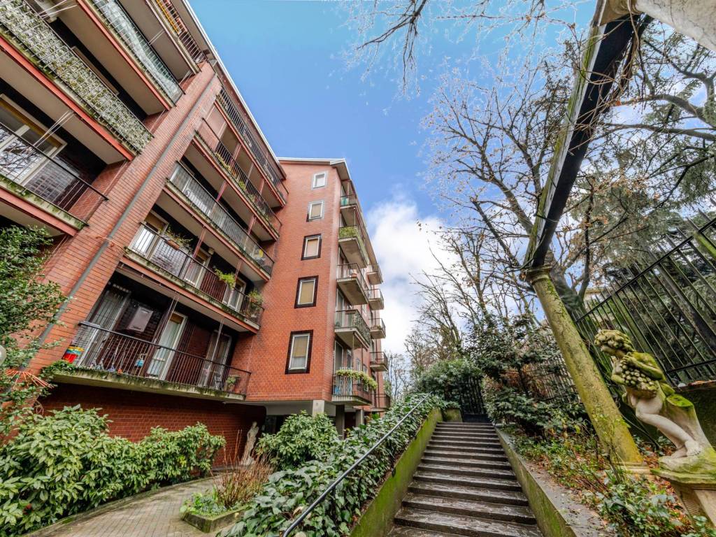 appartamento in affitto a Milano in zona Vigentino