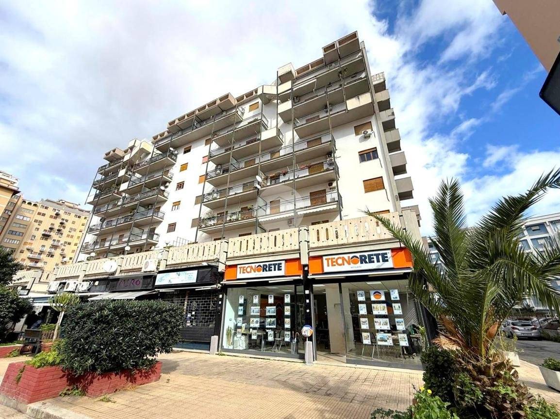 Appartamento via Antonio Pacinotti 64, Malaspina, Palermo - Photo 1