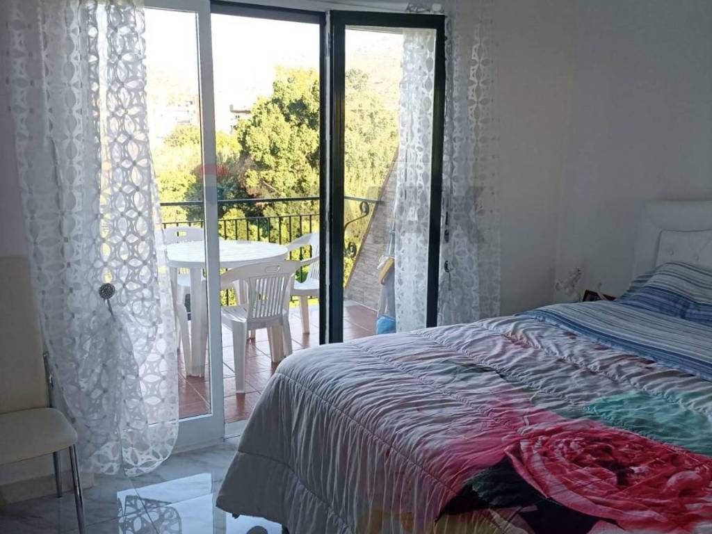 appartamento in vendita a Taormina in zona Trappitello