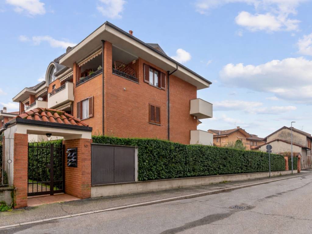 appartamento in vendita a Desio