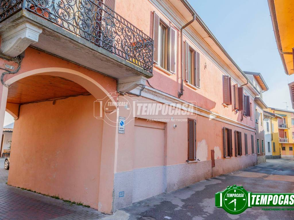 casa indipendente in vendita a Lacchiarella