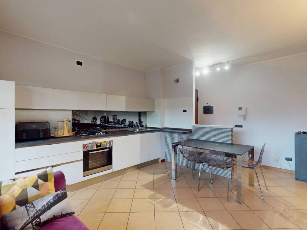 appartamento in vendita a Verano Brianza