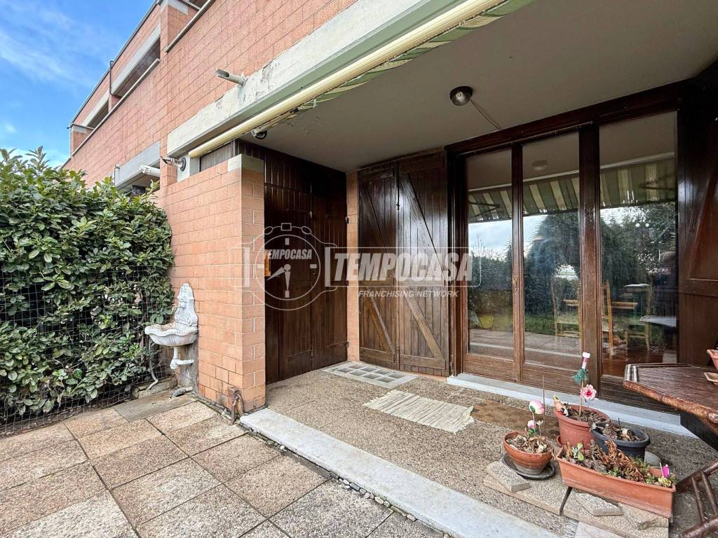 casa indipendente in vendita a Rivoli in zona Tetti Neirotti