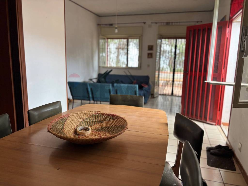 casa indipendente in vendita a Terrasini in zona Paternella