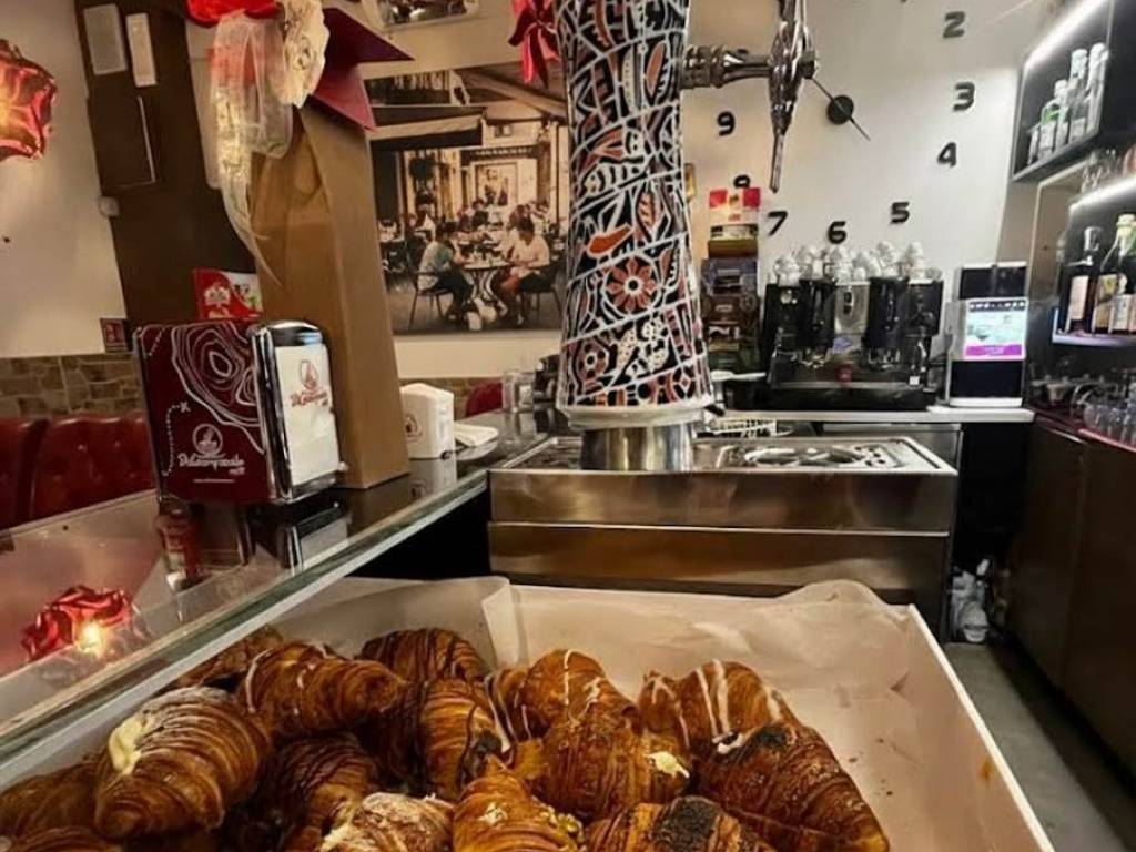 negozio in vendita a Chiaravalle