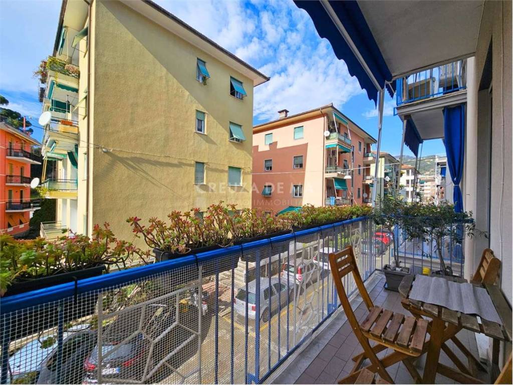 appartamento in vendita a Rapallo in zona San Michele di Pagana