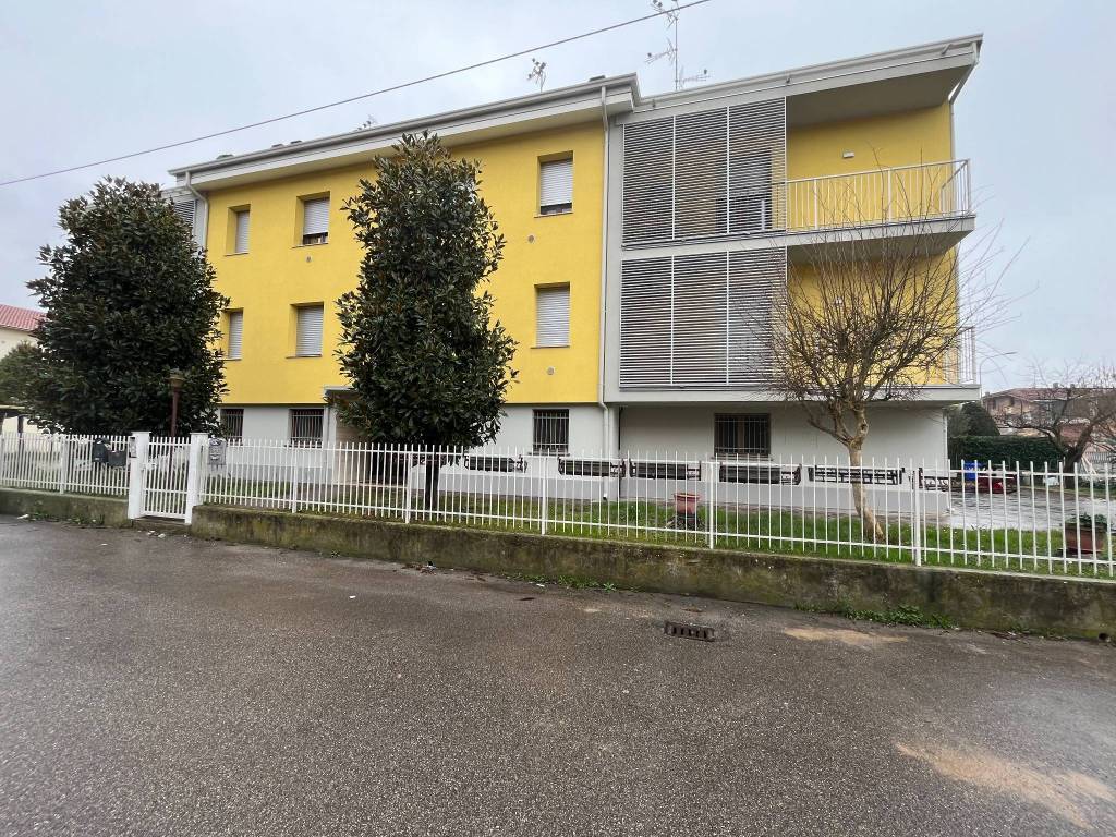 immagine annuncio 1 di 4