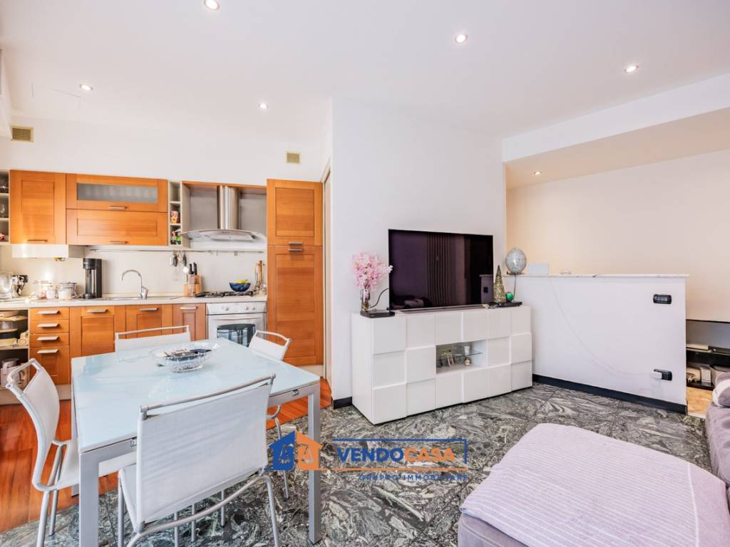 appartamento in vendita ad Albisola Superiore