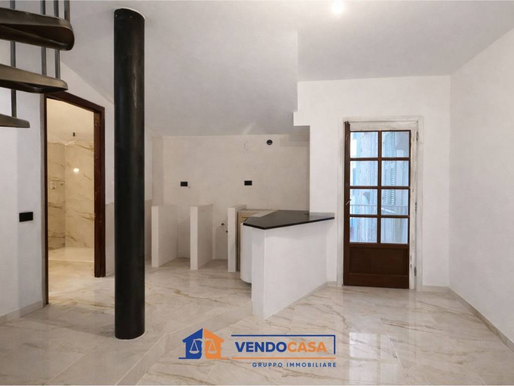 appartamento in vendita ad Imperia in zona Moltedo