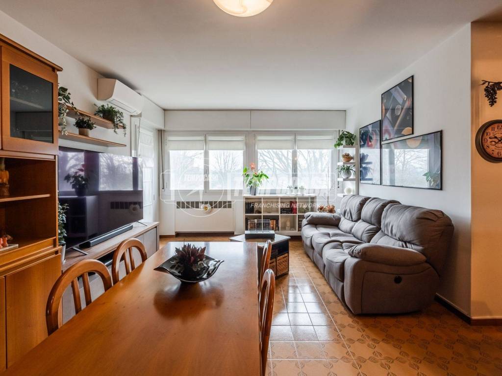 appartamento in vendita a Granarolo dell'Emilia in zona Lovoleto