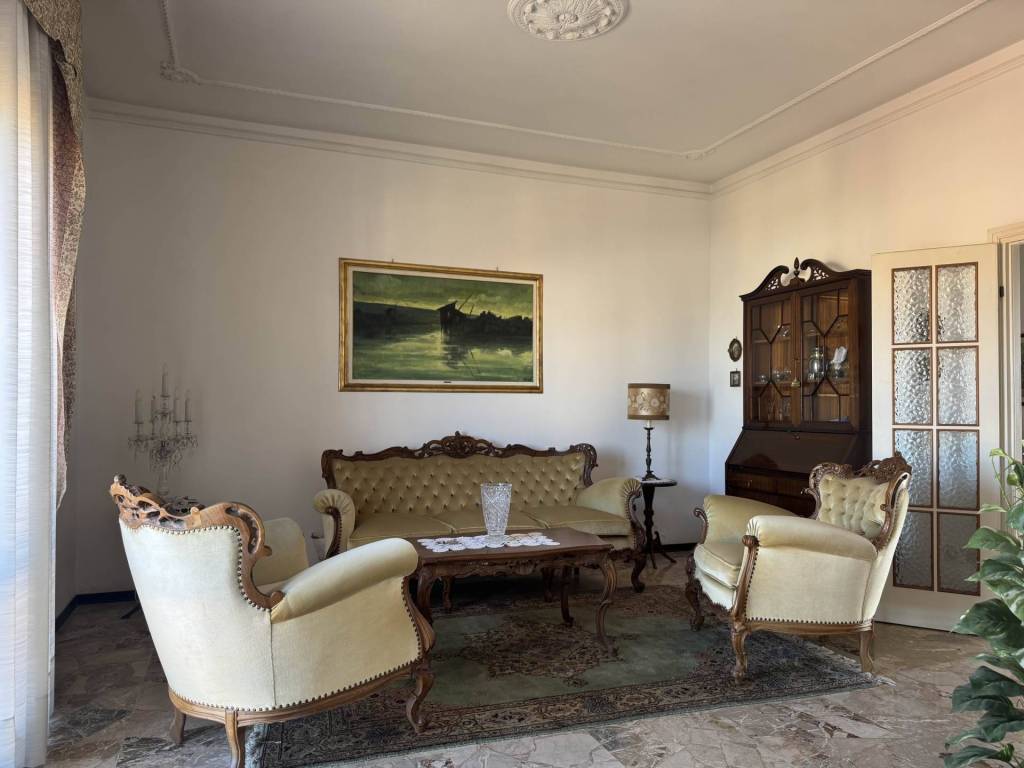 appartamento in vendita a Cecina